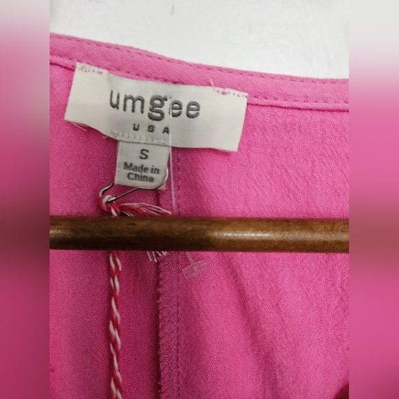 New Umgee Pink Floral Embroidered Ruffle Blouse - Picture 3 of 5